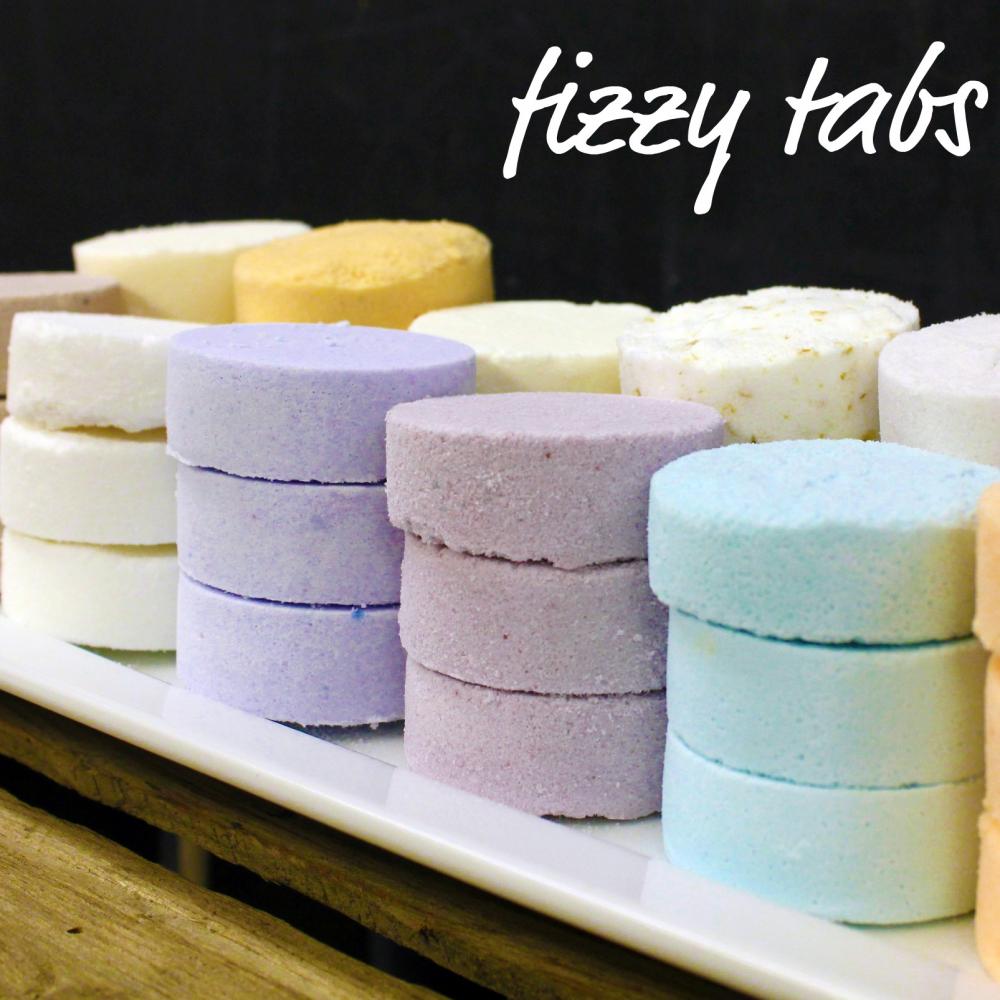 12 Fizzy Tabs - Moisturizing Mini Bath Bombs